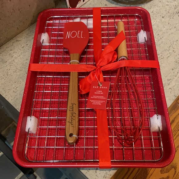 Rae Dunn “Noel” Spatula, Wisk and Baking Pan Set. - Picture 6 of 7